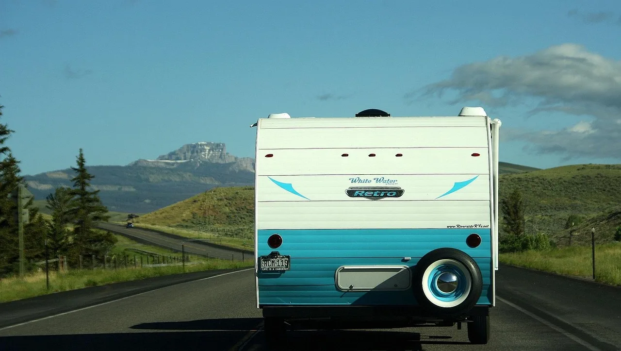 usa, camper, classic, caravan, road trip, retro, camper, camper, camper, caravan, caravan, caravan, caravan, caravan, road trip. Road trip costs packing list: buy before, not during